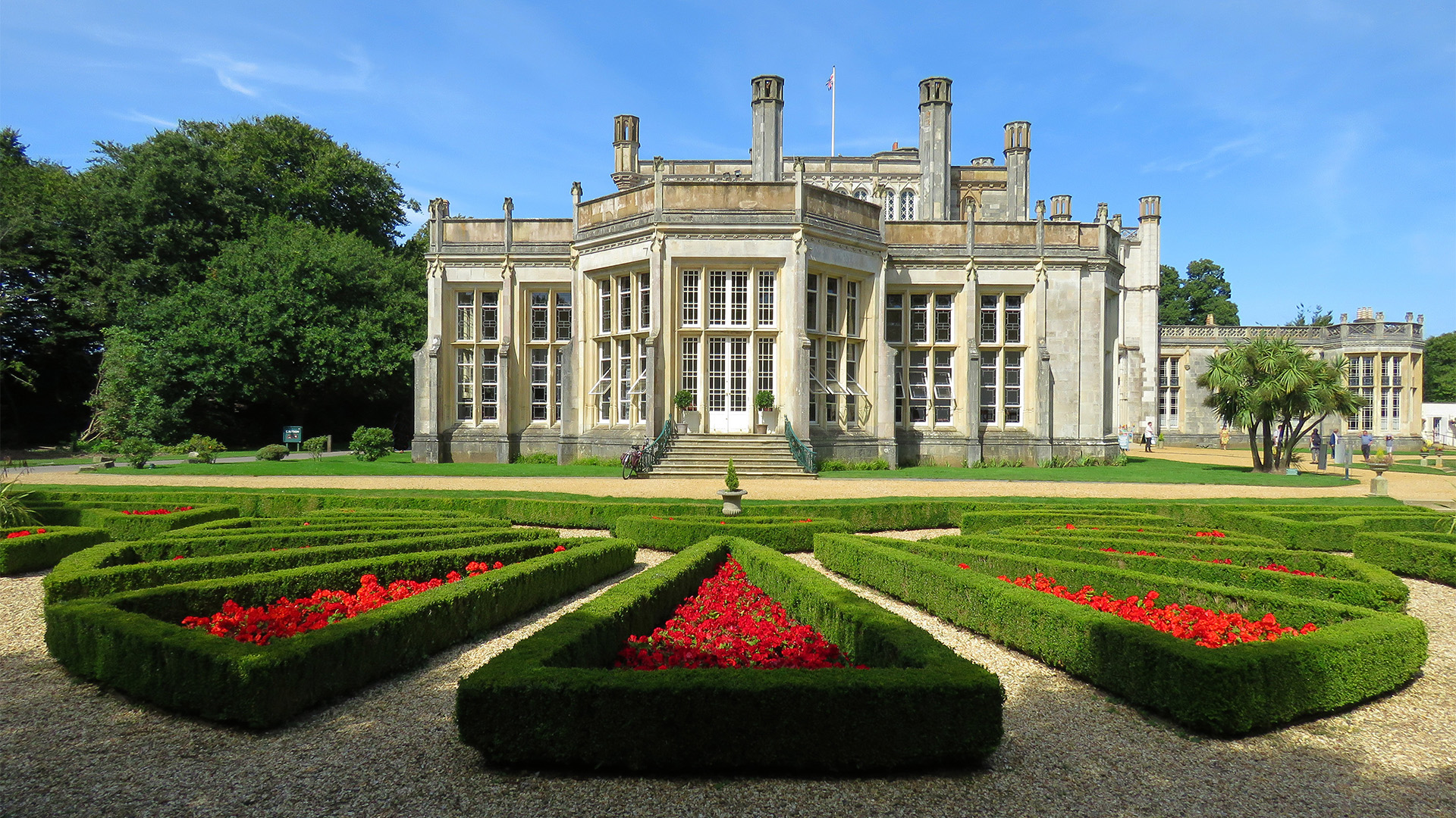Richard Carr Properties Property | Residential Developments | Bordeaux, Chewton Farm Road, Christchurch | Highcliffe Castle